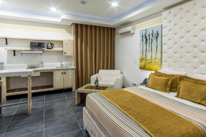Hotel Du Parc ميديلين الغرفة الصورة