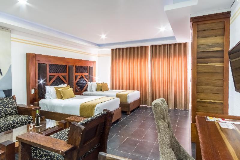 Hotel Du Parc ميديلين الغرفة الصورة