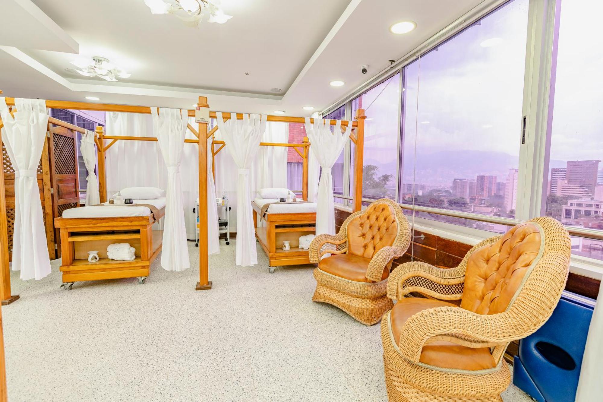 Hotel Du Parc ميديلين المظهر الخارجي الصورة