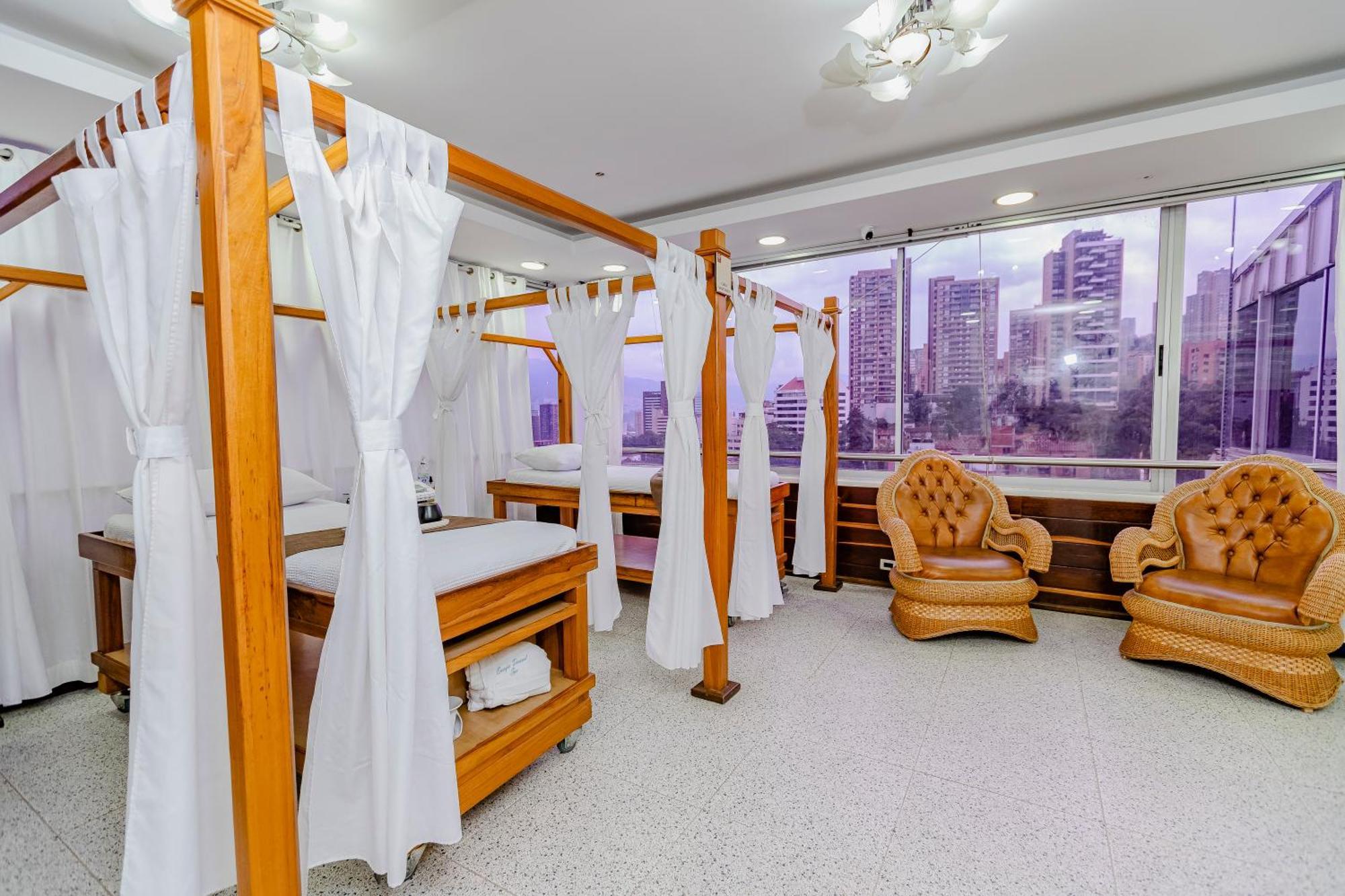 Hotel Du Parc ميديلين المظهر الخارجي الصورة