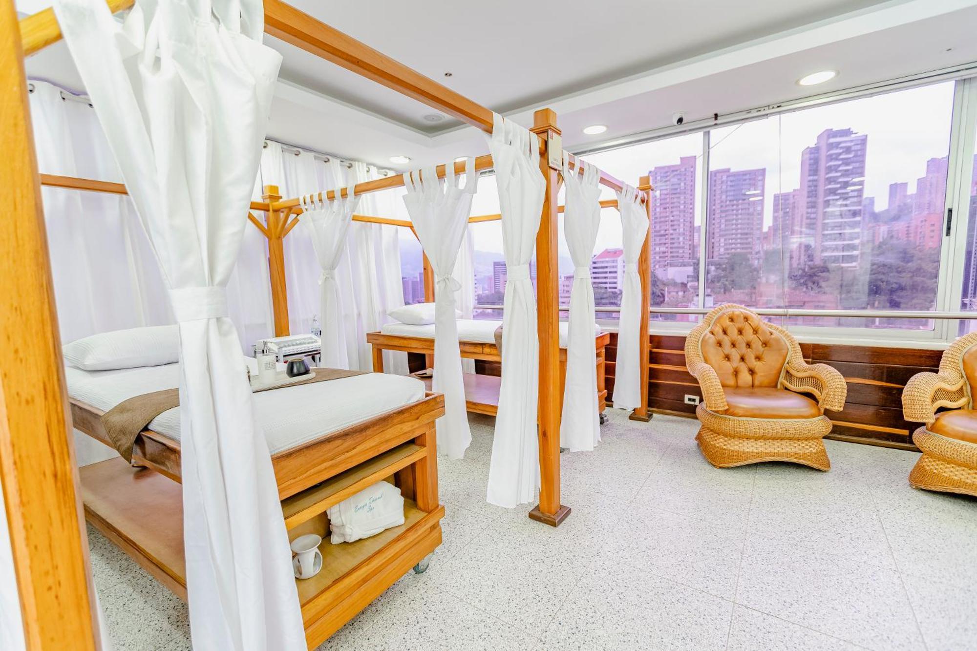 Hotel Du Parc ميديلين المظهر الخارجي الصورة